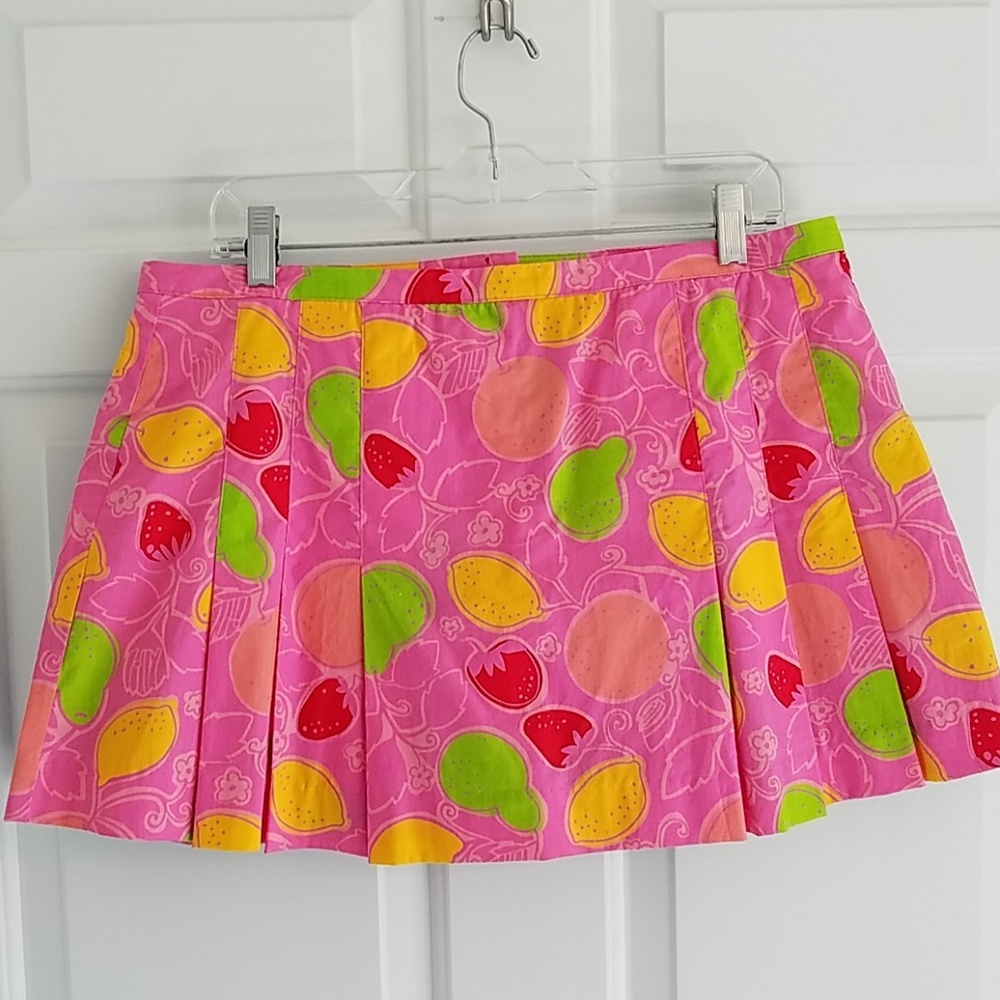 Pleated skort